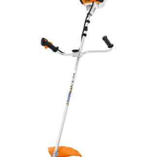 STIHL FS 131 PETROL BRUSHCUTTER - AUTOCUT C 26-2 MOWING HEAD & GRASSCUT 230-4 BLADE