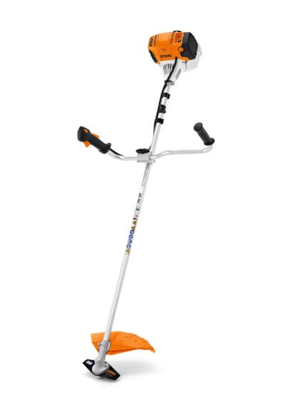 STIHL FS 131 PETROL BRUSHCUTTER - AUTOCUT C 26-2 MOWING HEAD & GRASSCUT 230-4 BLADE